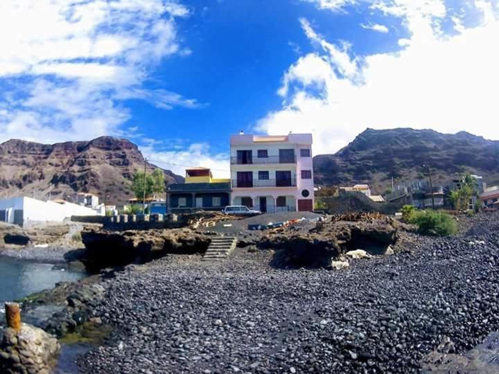 Bed & Breakfast Regina Tarrafal  Bagian luar foto