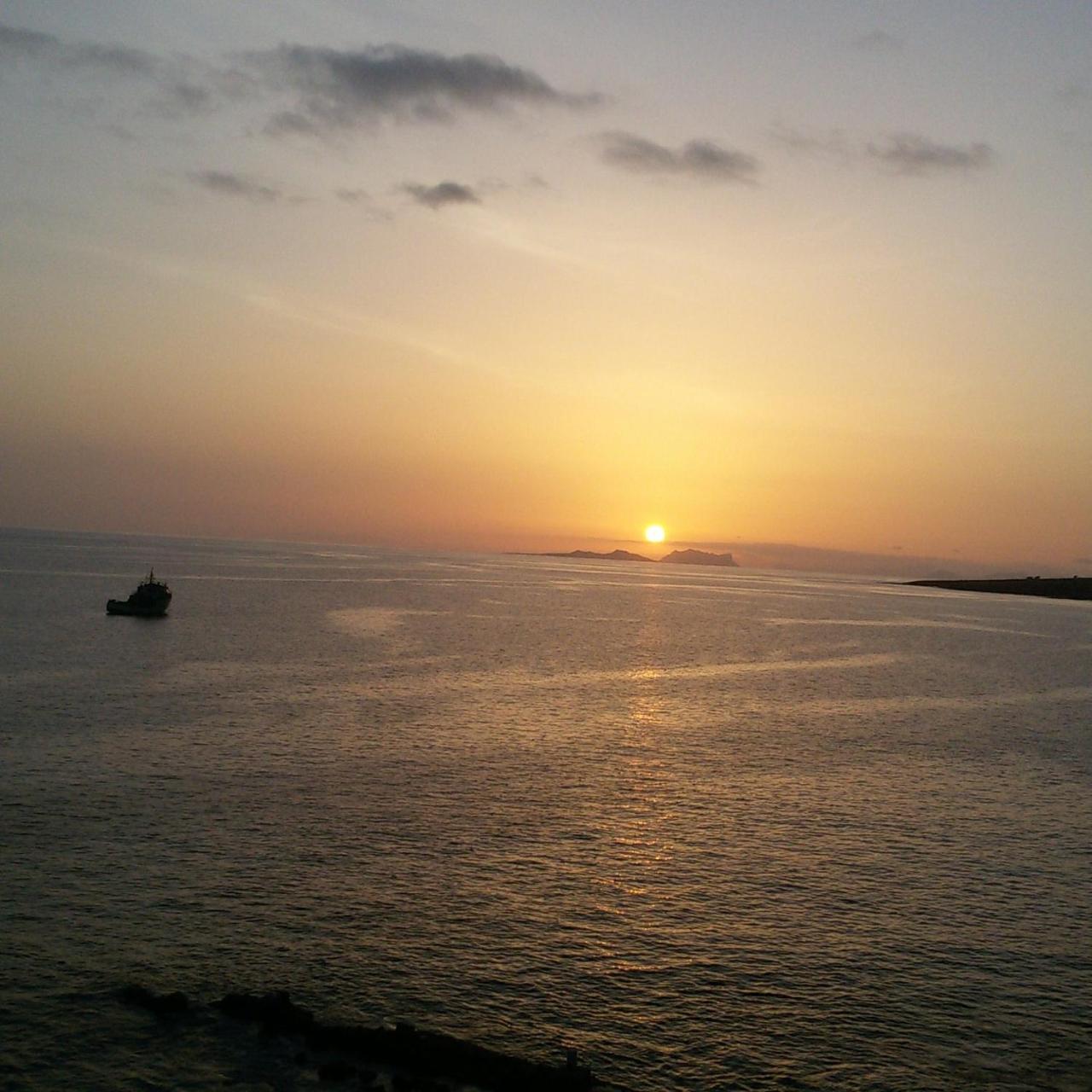 Bed & Breakfast Regina Tarrafal  Bagian luar foto